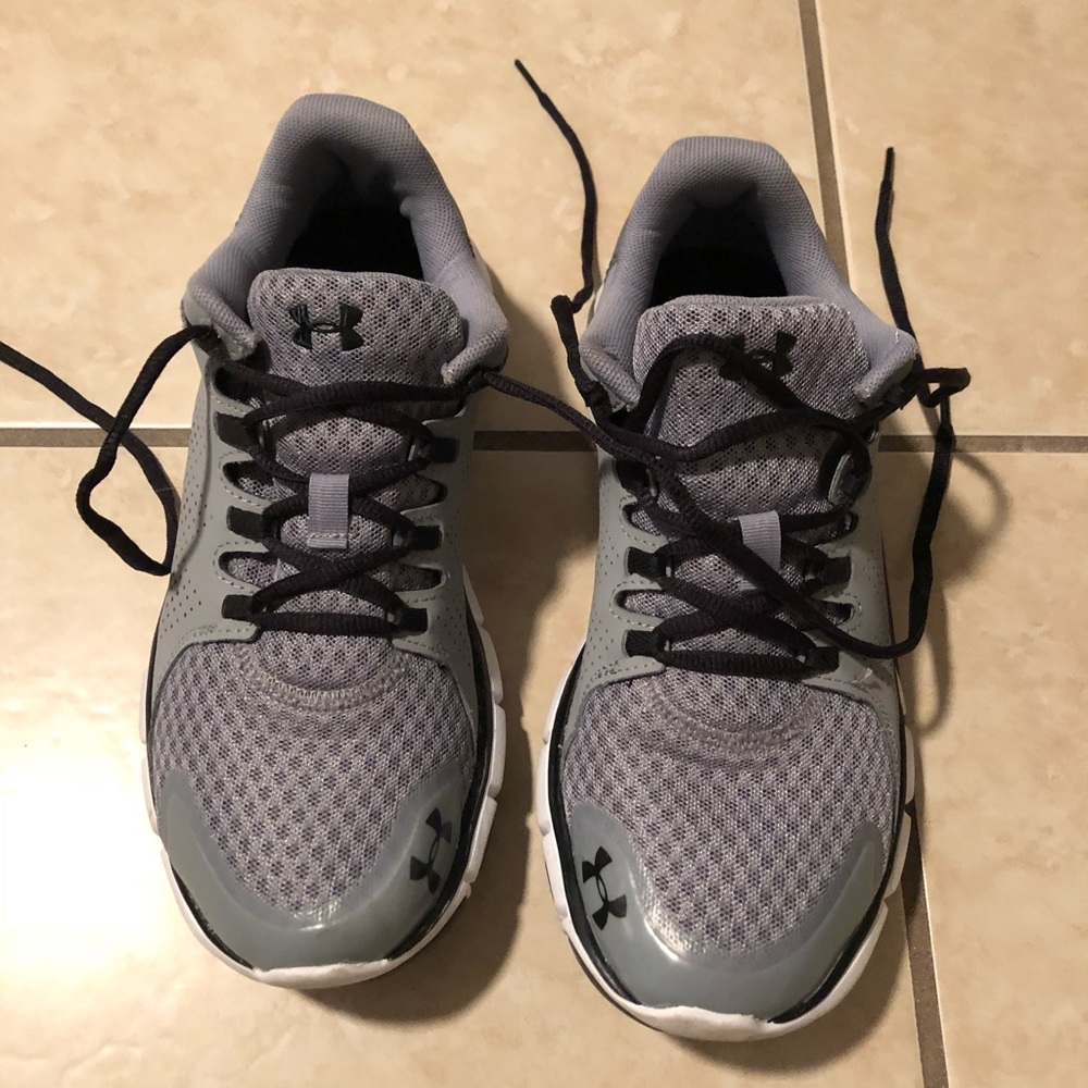 Women’s under armour sneakers